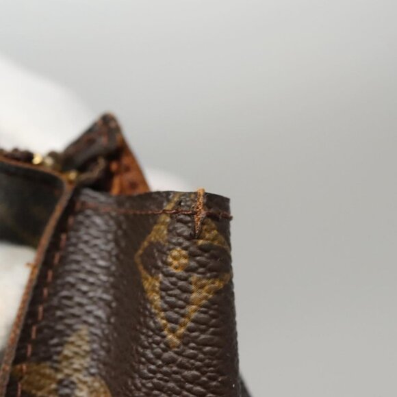 LOUIS VUITTON Monogram Poche Toilette 26 Pouch M47542 LV Auth 109014 - Picture 13 of 16